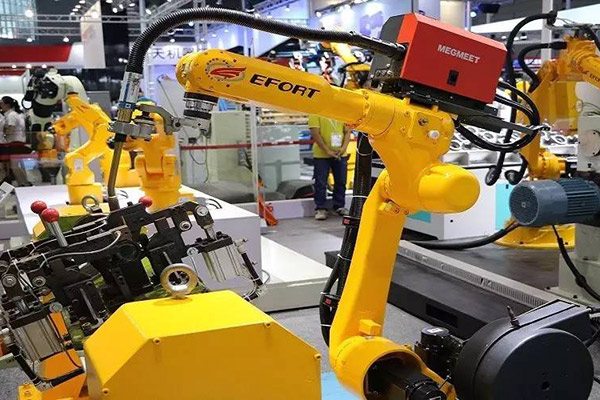 Top 5 industrial robot producers in China