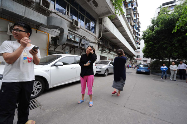 In Photos: 7.0-magnitude quake hits Sichuan