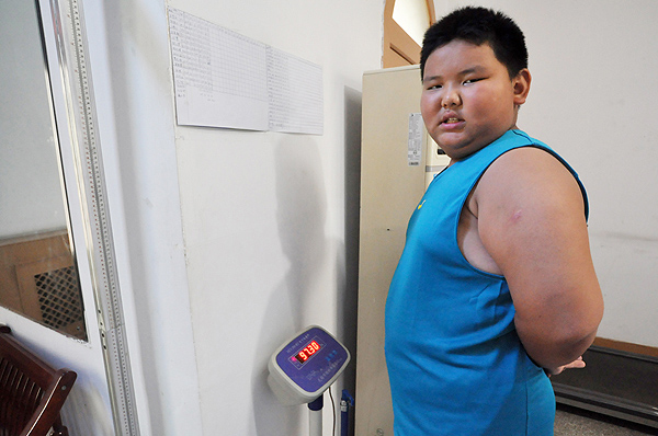 Summer camp tackles child obesity in China