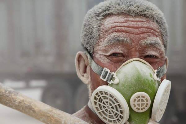 Hard, dusty labor in sweltering times