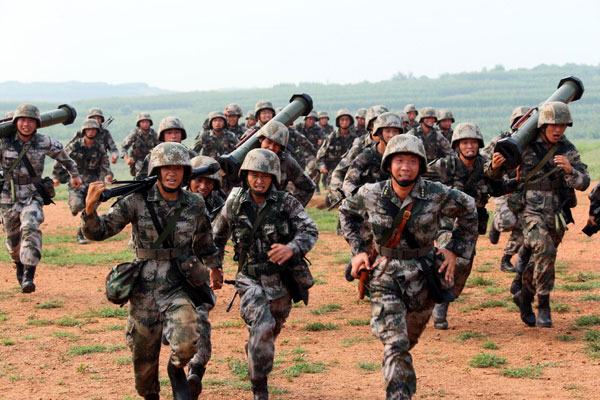 Soldiers gather for training in N China