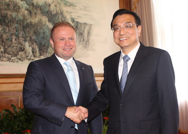 Premier Li meets European leaders