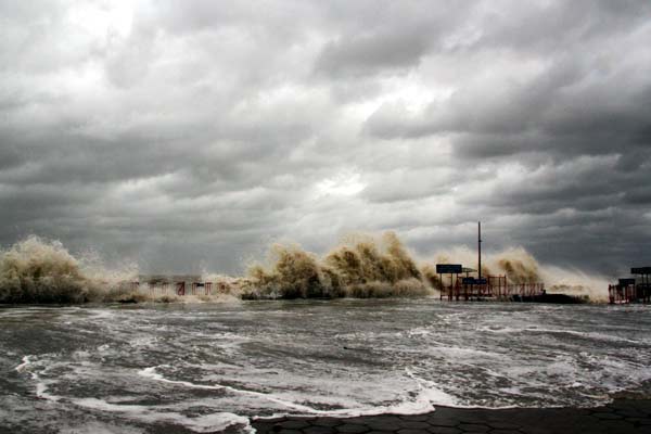 Typhoon Usagi kills 3 in China