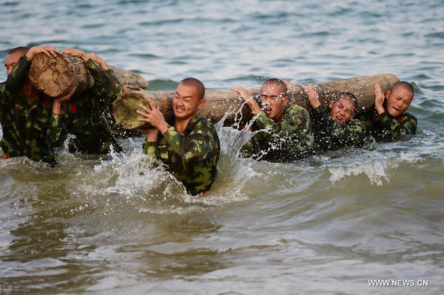 Frontier soldiers in exercise against heat wave