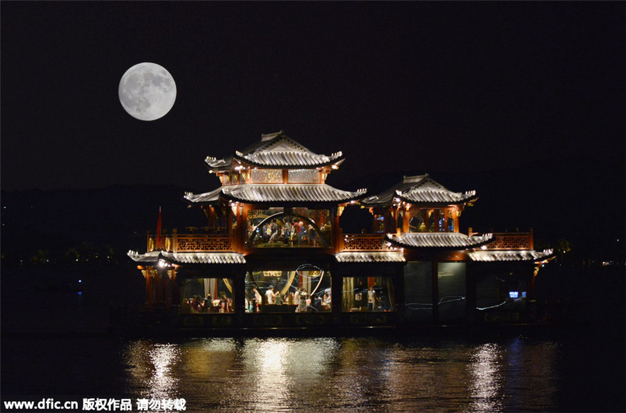 Supermoon marks Mid-Autumn Festival