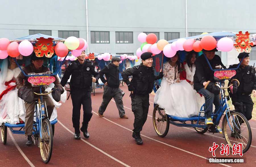 SWAT members hold romantic wedding in E China