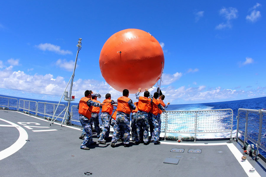 Chinese Navy carries out counter-attack drill in South China Sea