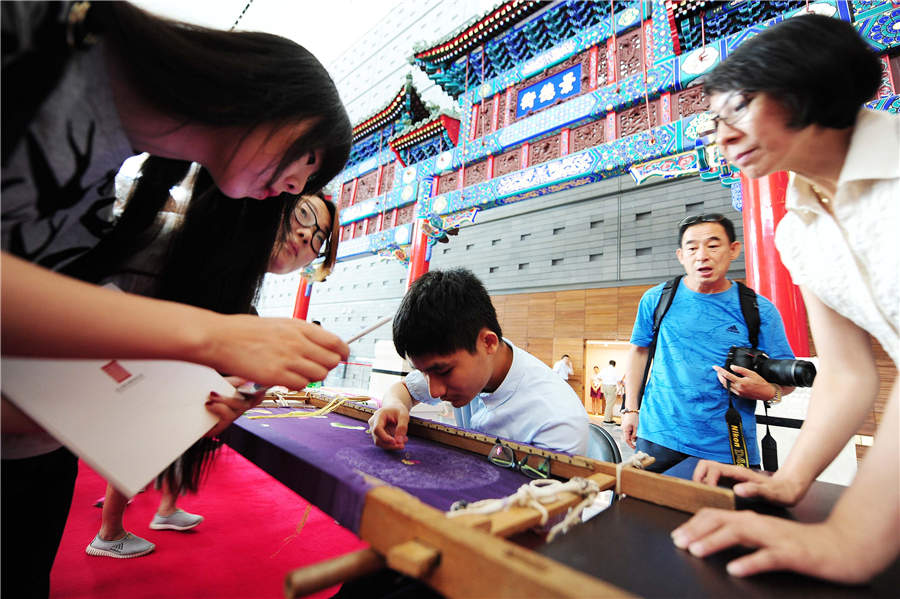 Beijing's museum brings spirit of craftsmen alive