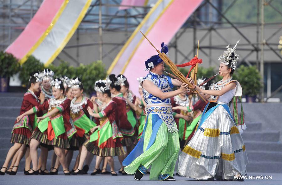 In pics: opening ceremony of cultural, artistic performance in SW China