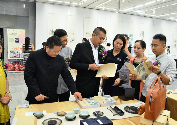 China's first Cultural and Natural Heritage Day celebrated abroad