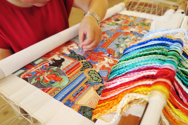 Suzhou embroidery featuring Buddha goes on show in Zhejiang