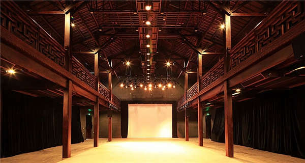 Theaters in Wuzhen: Stages for the world's players