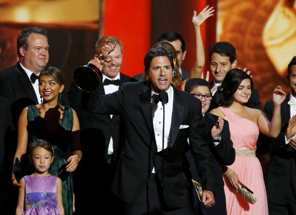 'Breaking Bad,' 'Modern Family' crowned at Emmys