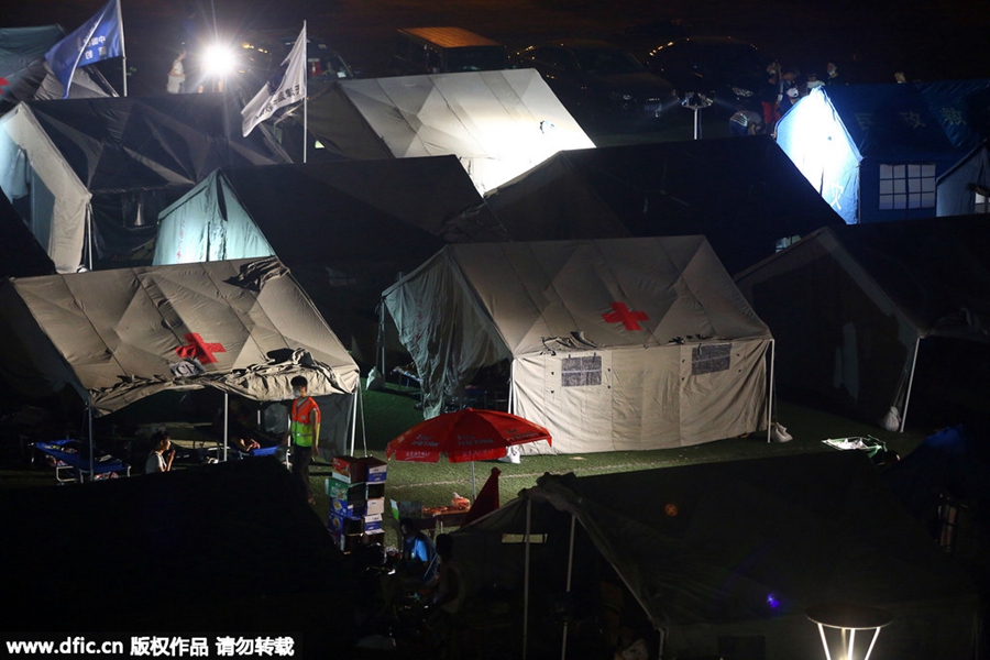 School turns into place of shelter in Tianjin