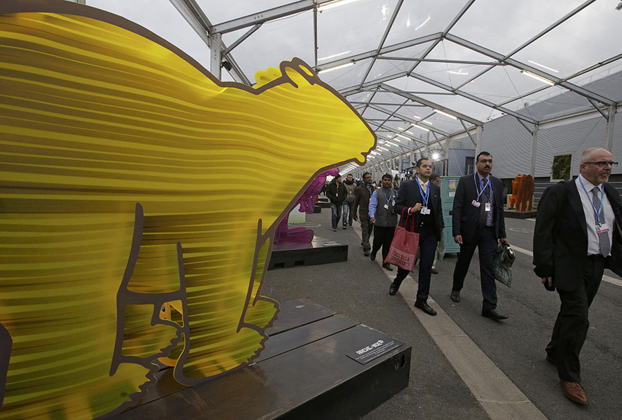 World leaders arrive at the World Climate Change Conference