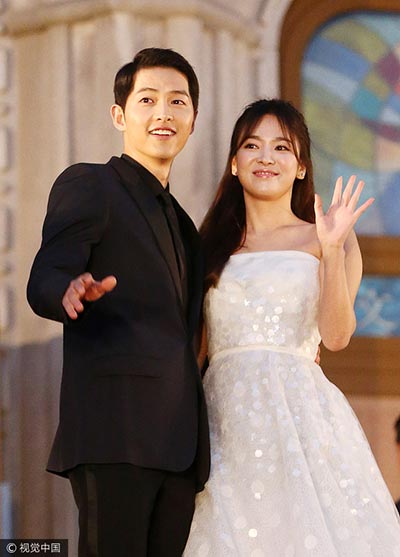 Protagonists of megahit drama 'Descendants of the Sun' to marry in October