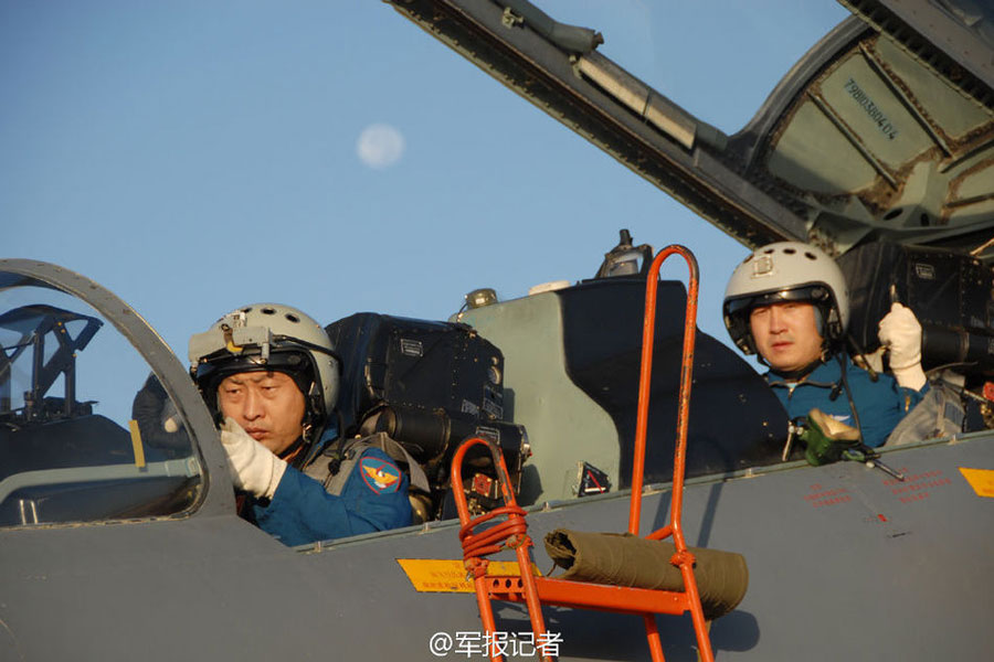 PLA's 'Gold Helmet' air battle contest takes off