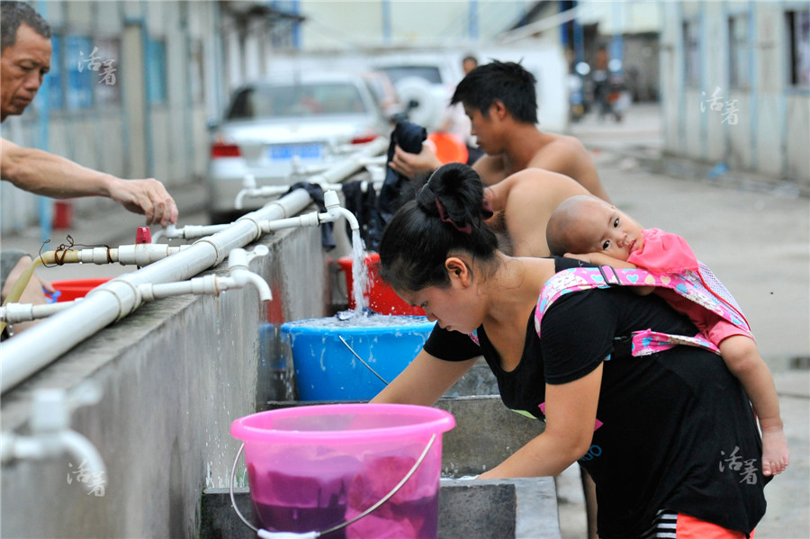 Chinese women win respect in construction trades