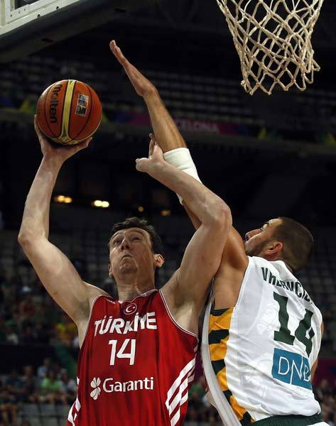 US, Lithuania win to set up World Cup semifinal