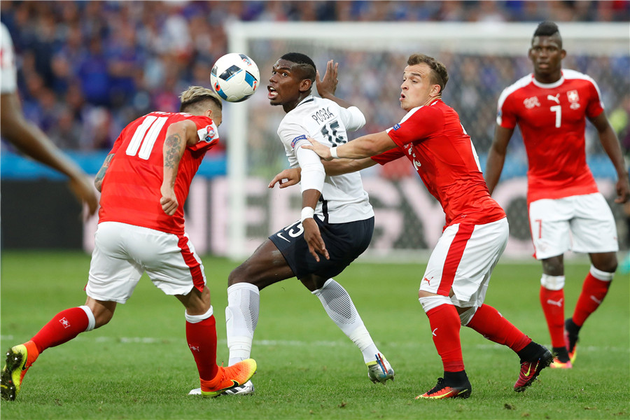 Switzerland draw with France 0-0 to reach round of 16