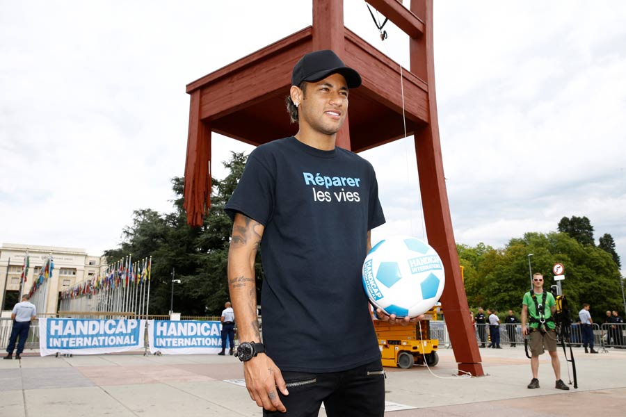 Neymar kicks off as Ambassador for Handicap International