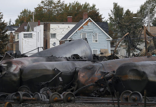 Dozens feared dead in Quebec derailment