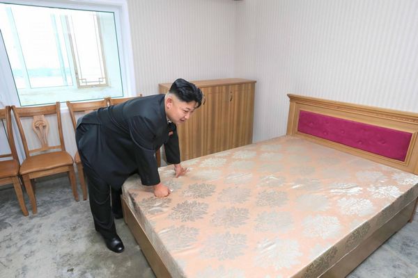 DPRK's Kim inspects apartments for scientists