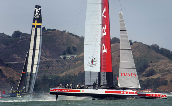 Italy leads the Louis Vuitton Cup semi-finals