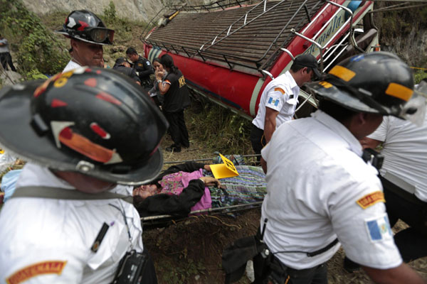 At least 38 killed in Guatemala autobus crash