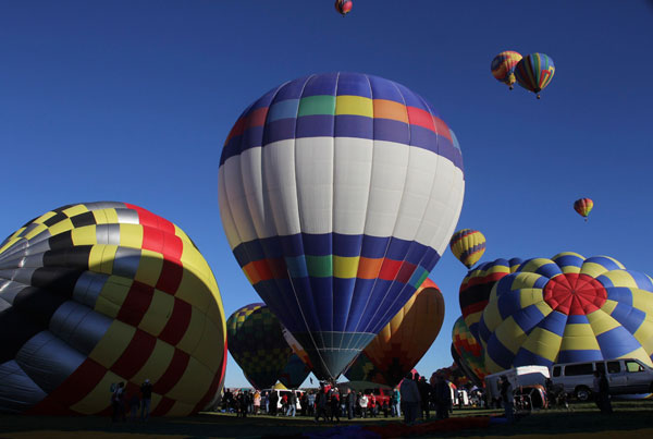 Albuquerque International Balloon Fiesta kicks off