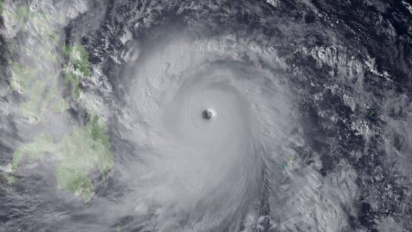 Super typhoon Haiyan slams into Philippines, at least 3 dead