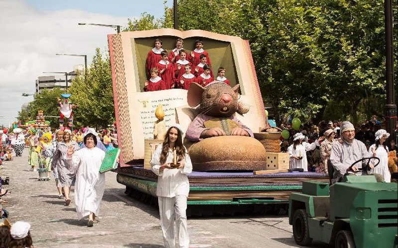 Australia hosts annual Christmas Pageant