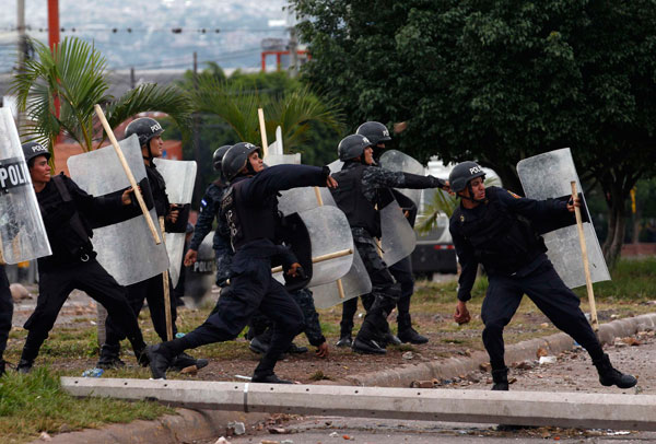 Demonstrators claim an electoral fraud in Honduras