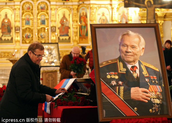 Paying last respects to Kalashnikov