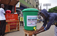 Chinese medical team stay put for Ebola