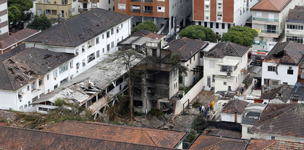 Brazil presidential candidate Campos killed in plane crash