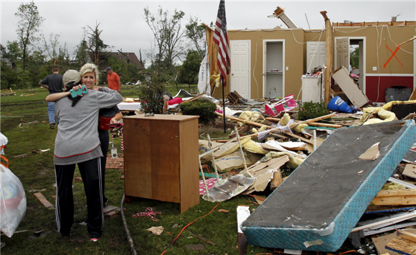 Tornadoes kill at least 5 in Texas and Arkansas