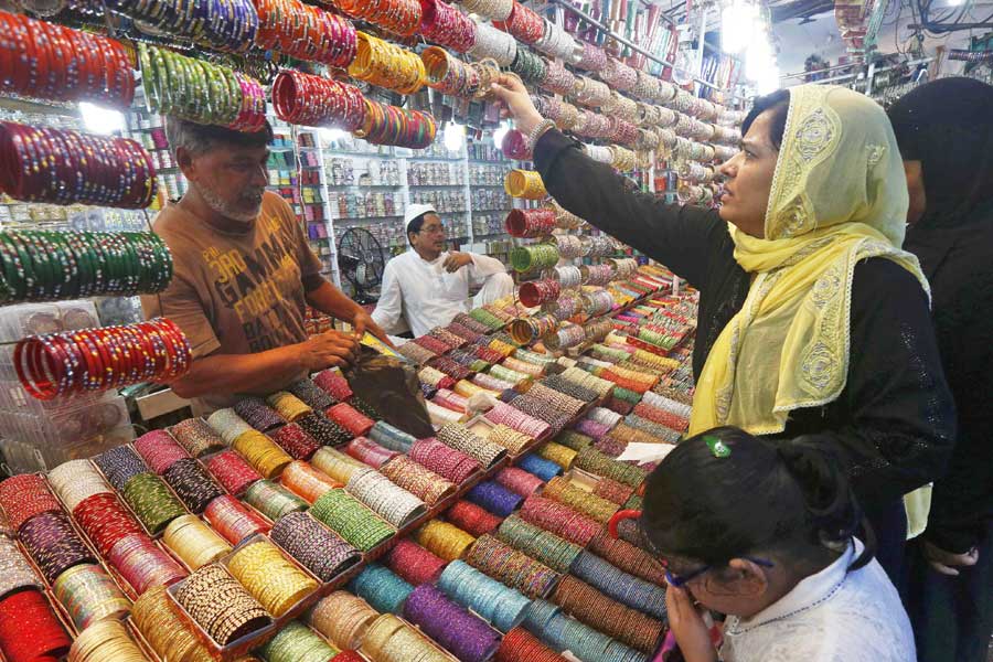 Eid al-Fitr celebrated worldwide