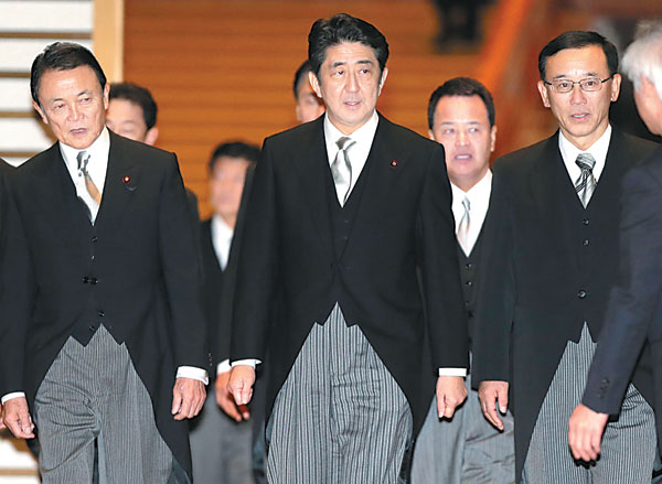 Abe returns as Japan's leader